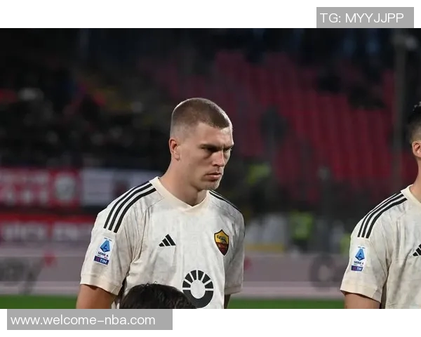 莱万恢复训练状态费兰积极合练克里斯滕森缺席今日训练情况分析